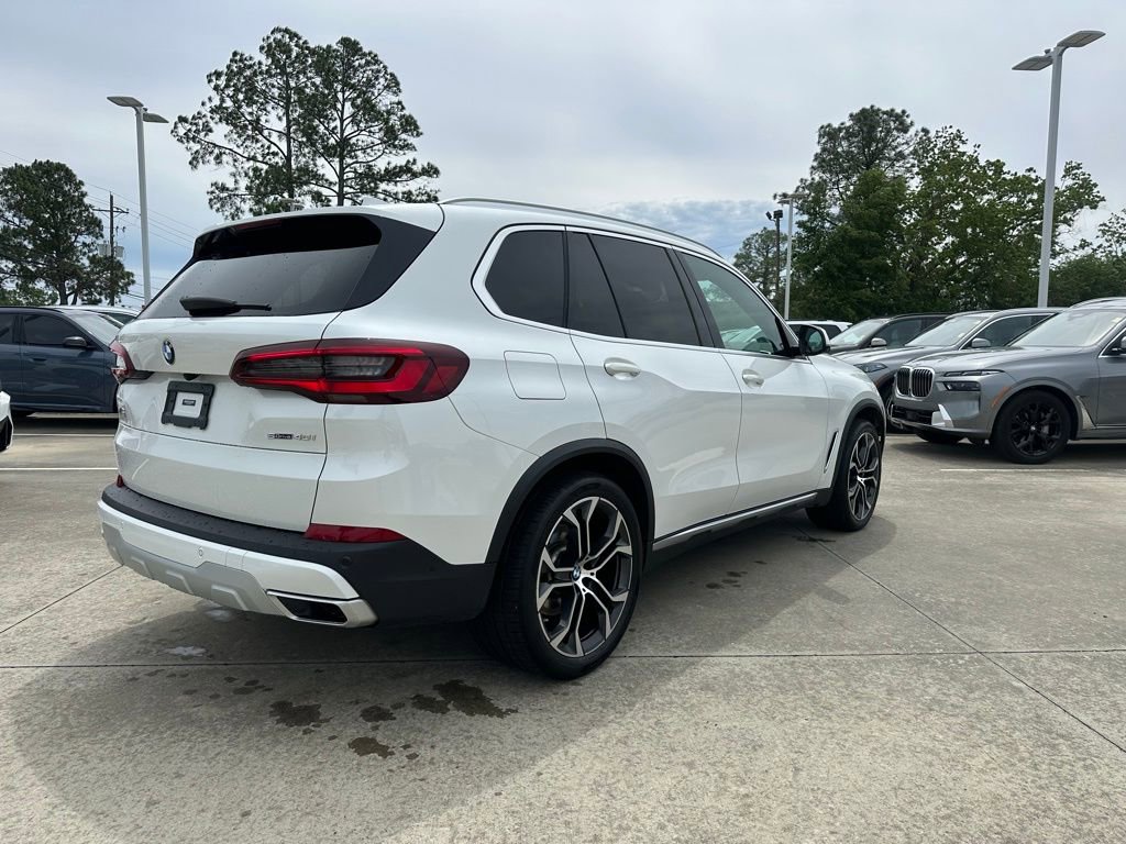 Used 2021 BMW X5 sDrive40i w/ Premium Package image 6