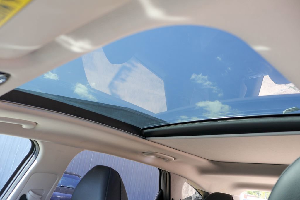 Used 2023 Hyundai Tucson Limited image 11