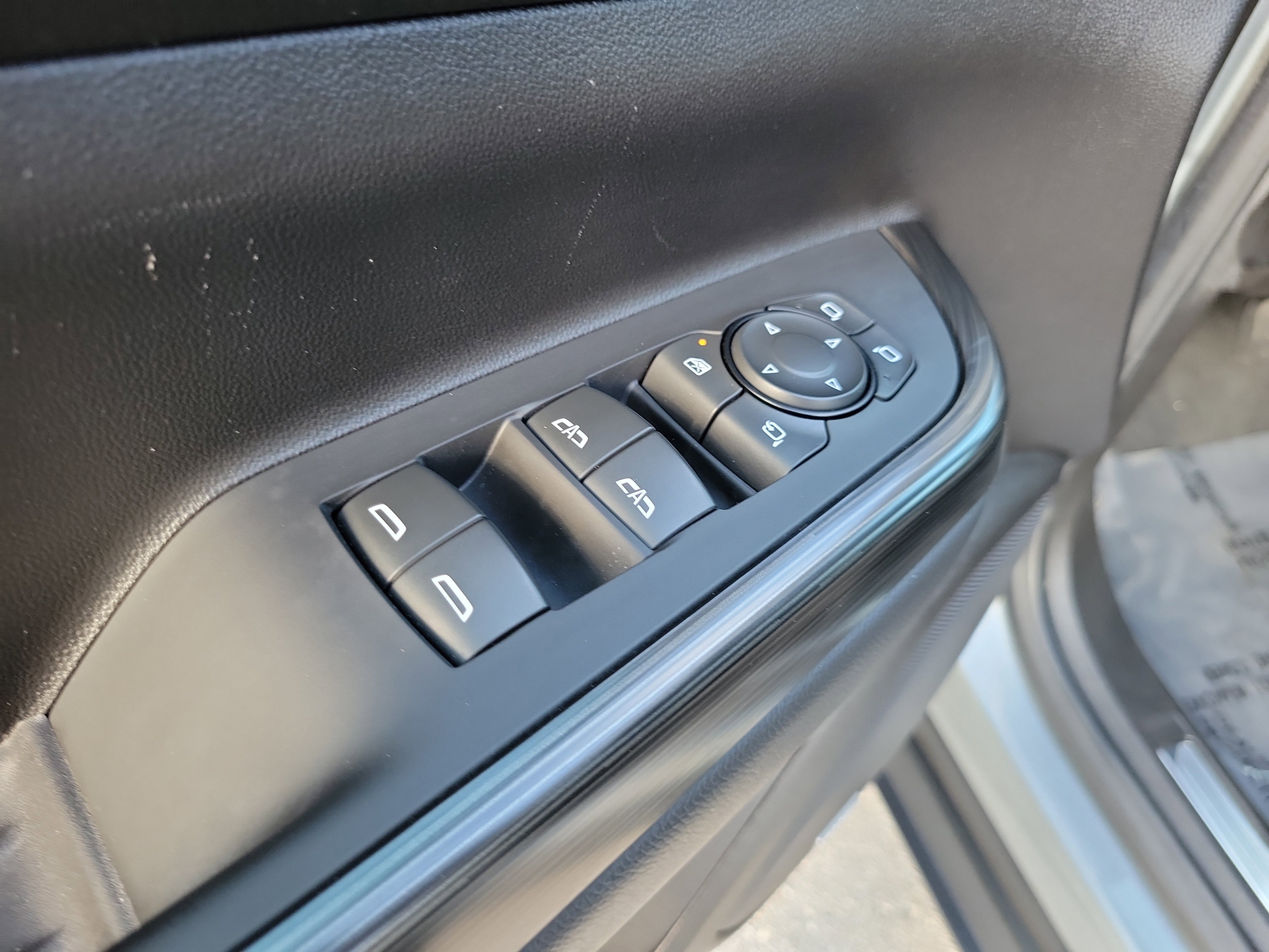 Used 2023 GMC Acadia SLT w/ Technology Package image 24