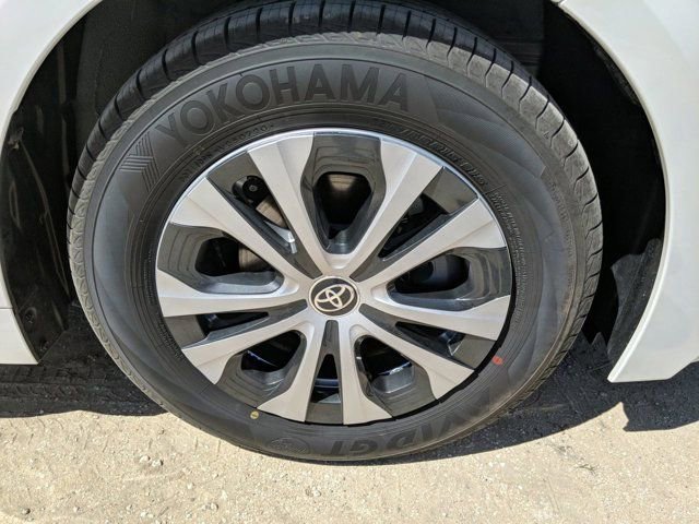 Used 2020 Toyota Corolla LE image 11