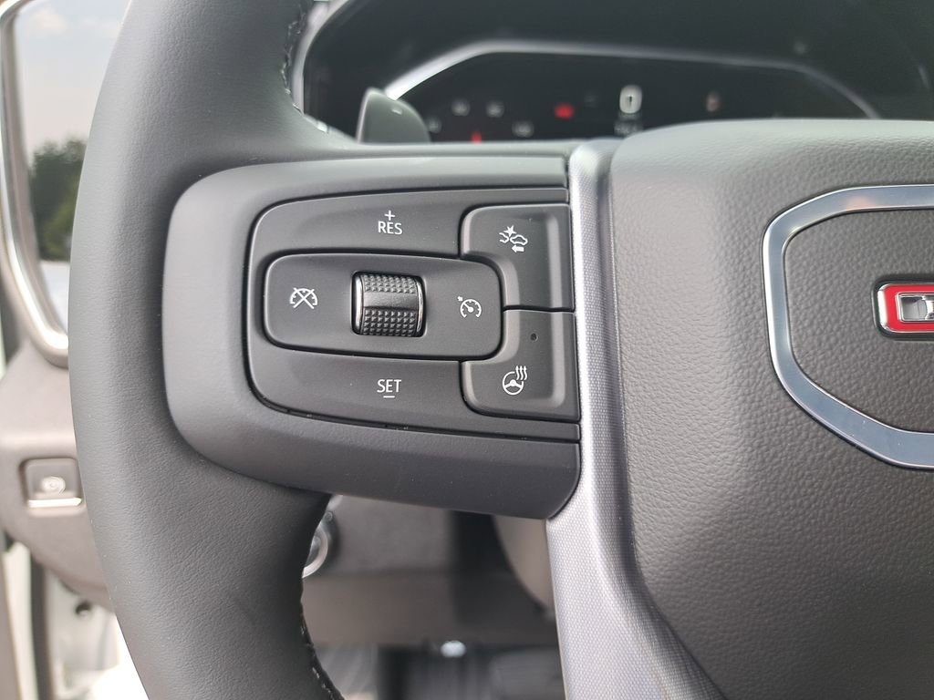 New 2026 GMC Sierra 1500 Elevation image 16