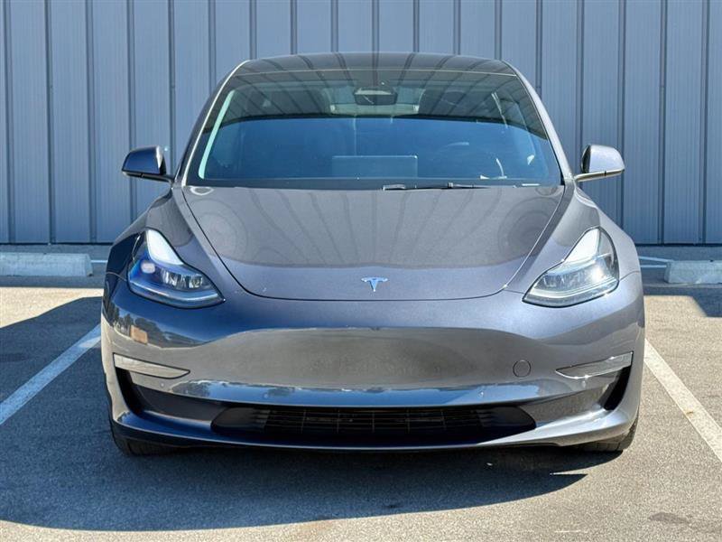 Used 2022 Tesla Model 3 Long Range AWD/4WD image 2