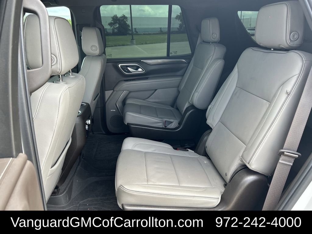 Used 2022 GMC Yukon SLT w/ SLT Luxury Package RWD image 32