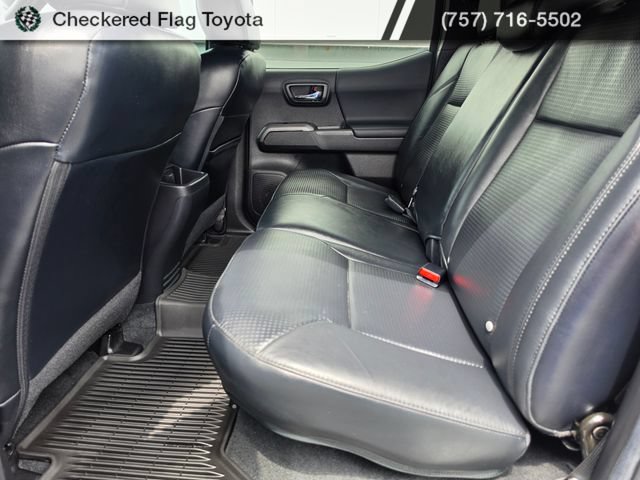 Used 2023 Toyota Tacoma TRD Sport w/ TRD Premium Sport Package AWD/4WD image 26