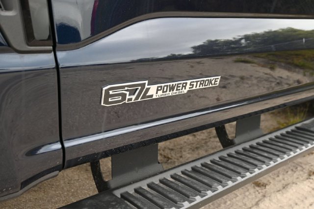 Used 2025 Ford F250 XL w/ STX Appearance Package AWD/4WD image 8