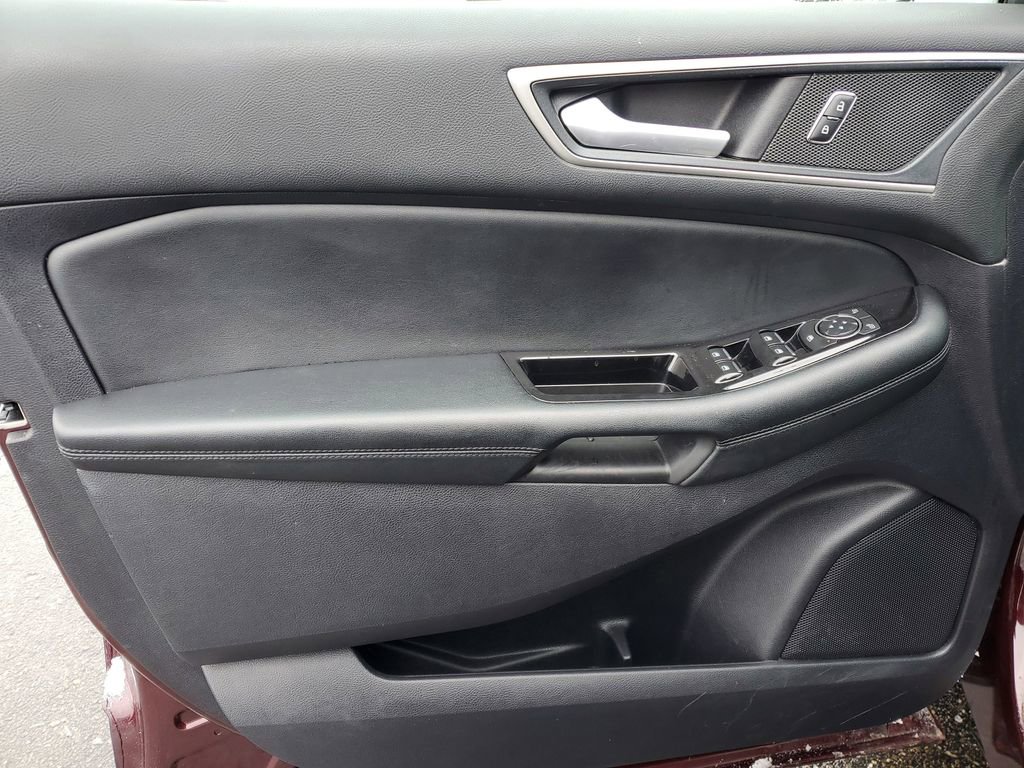 Used 2020 Ford Edge SEL w/ Convenience Package image 24