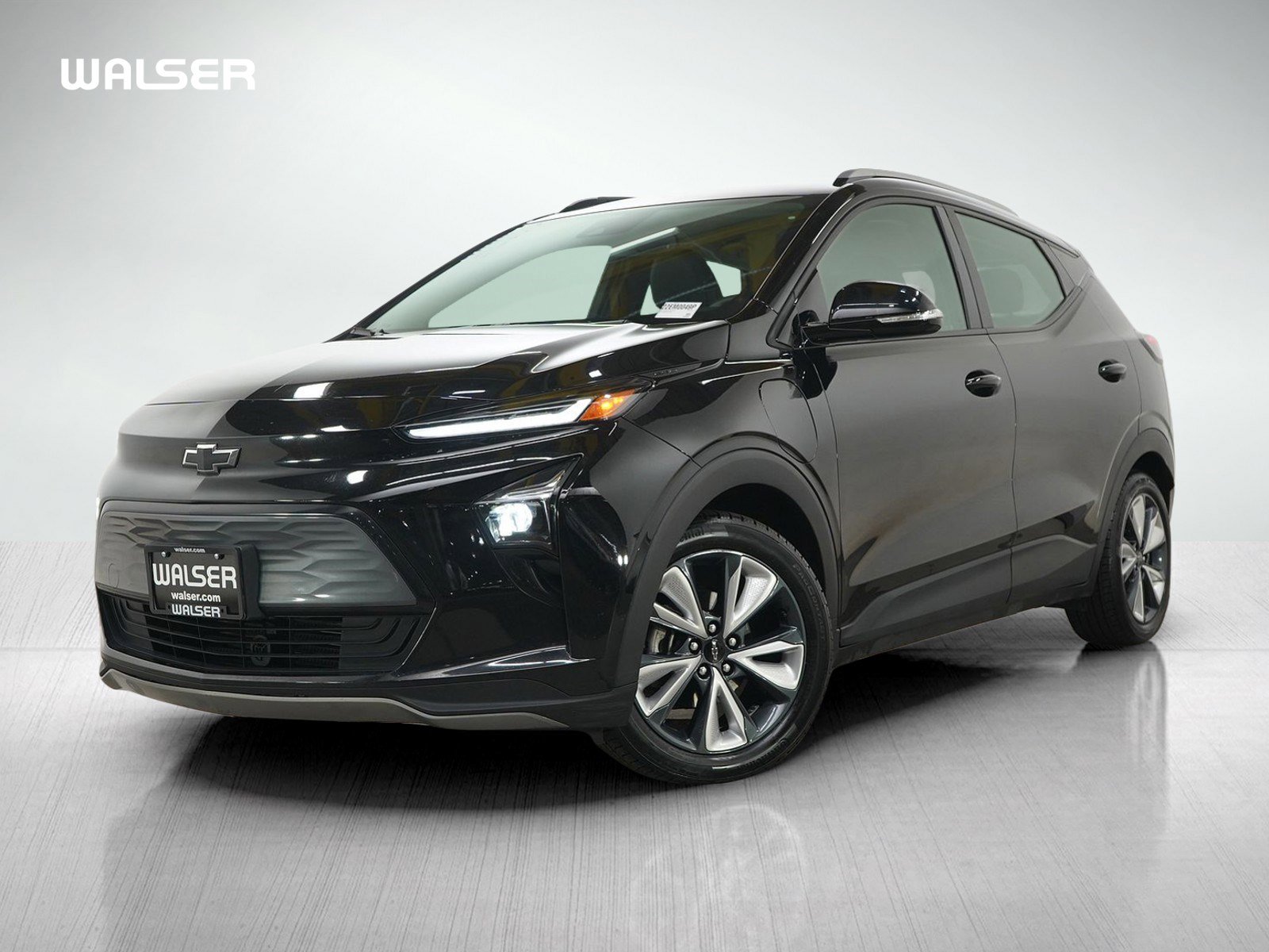 Used 2022 Chevrolet Bolt EUV LT w/ Convenience Package image 1