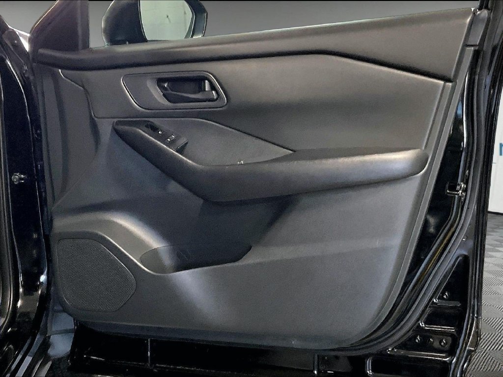 Certified 2024 Nissan Rogue S AWD/4WD image 12