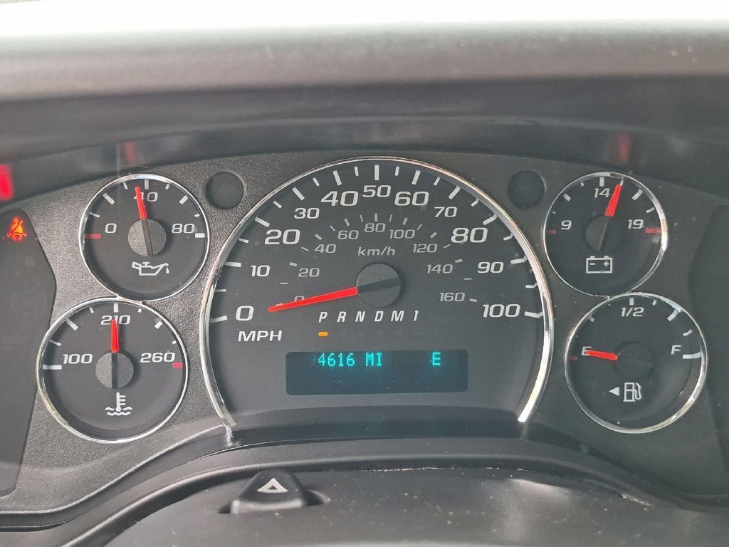 Used 2020 Chevrolet Express 2500 RWD image 13