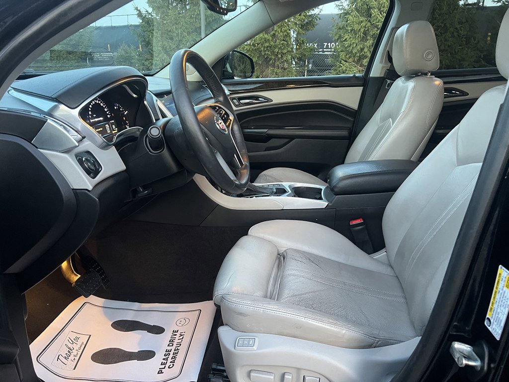 Used 2014 Cadillac SRX Performance w/ Driver Awareness Package image 18