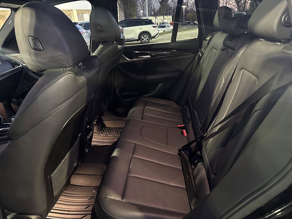 Used 2018 BMW X3 xDrive30i image 12