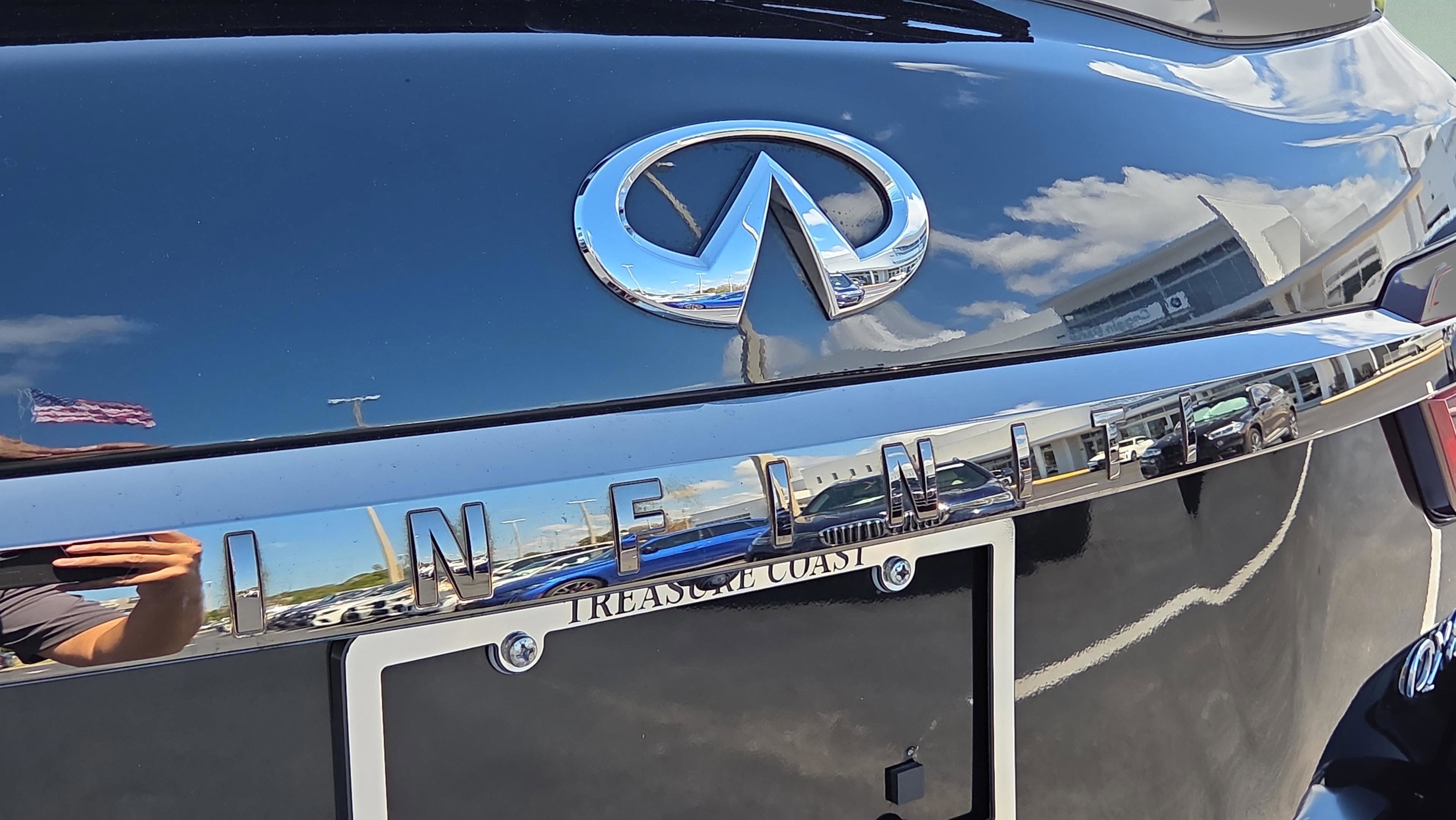 Used 2023 INFINITI QX80 Premium Select w/ Cargo Package image 40