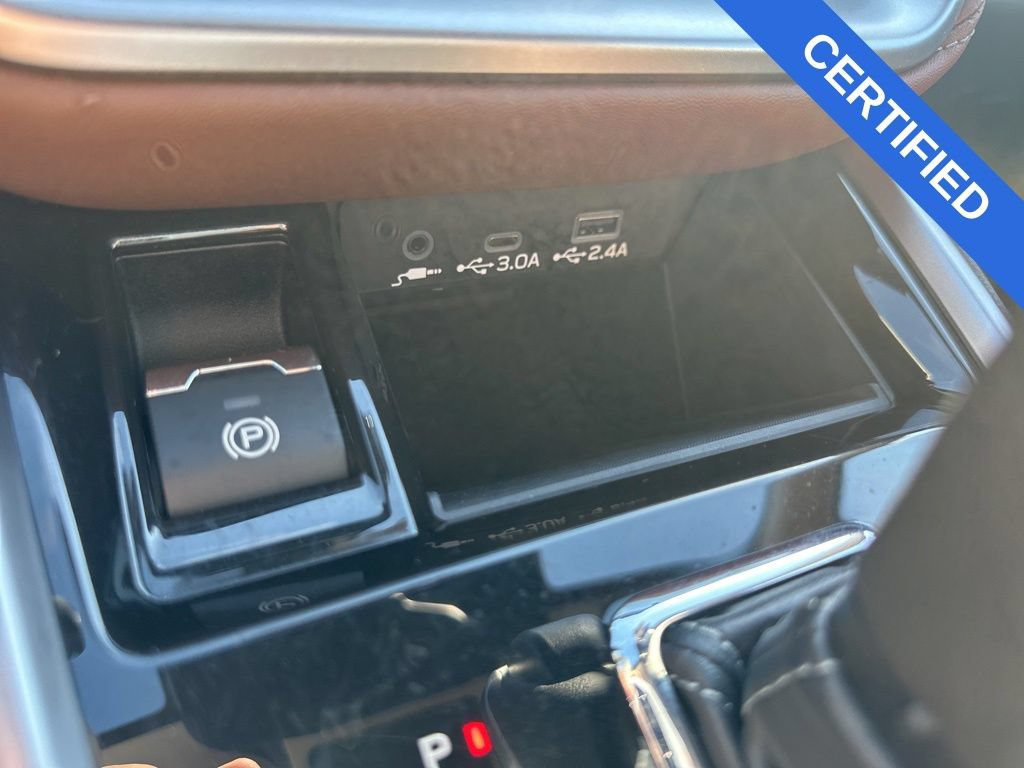 Certified 2025 Subaru Outback Touring XT AWD/4WD image 17
