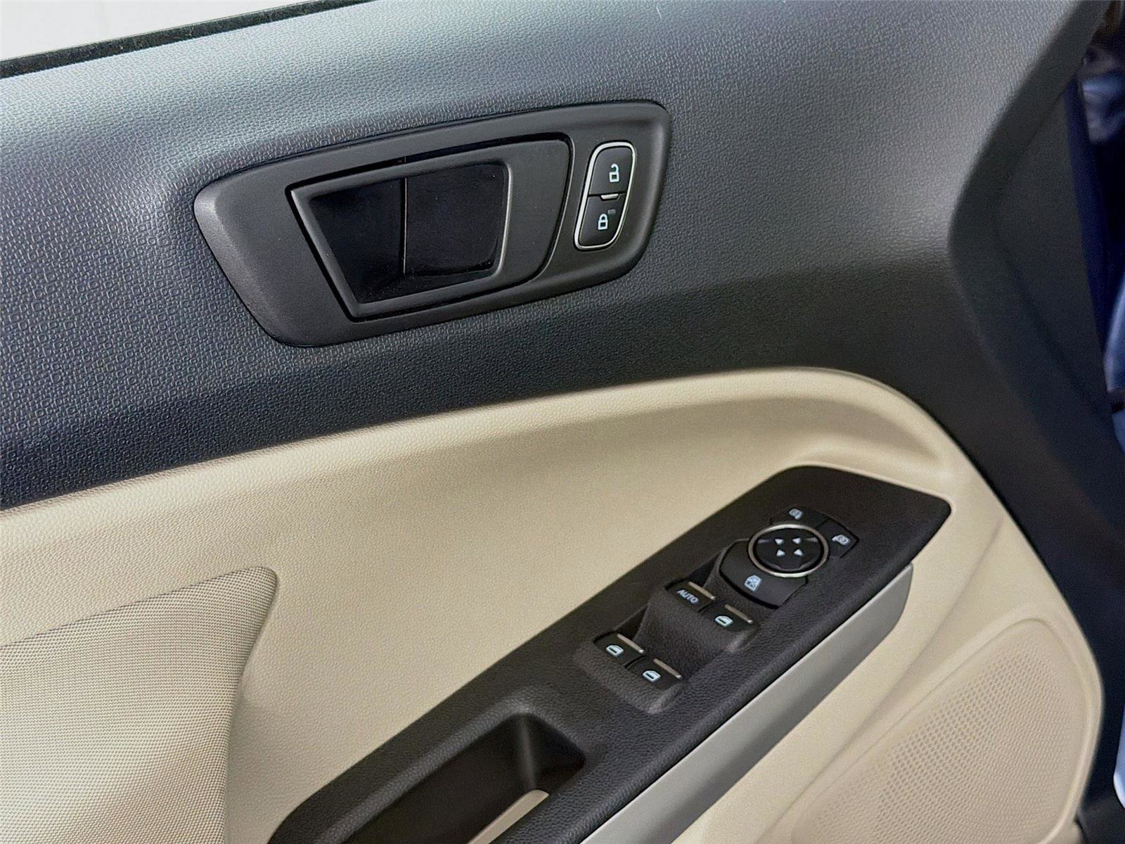 Used 2022 Ford EcoSport S image 18