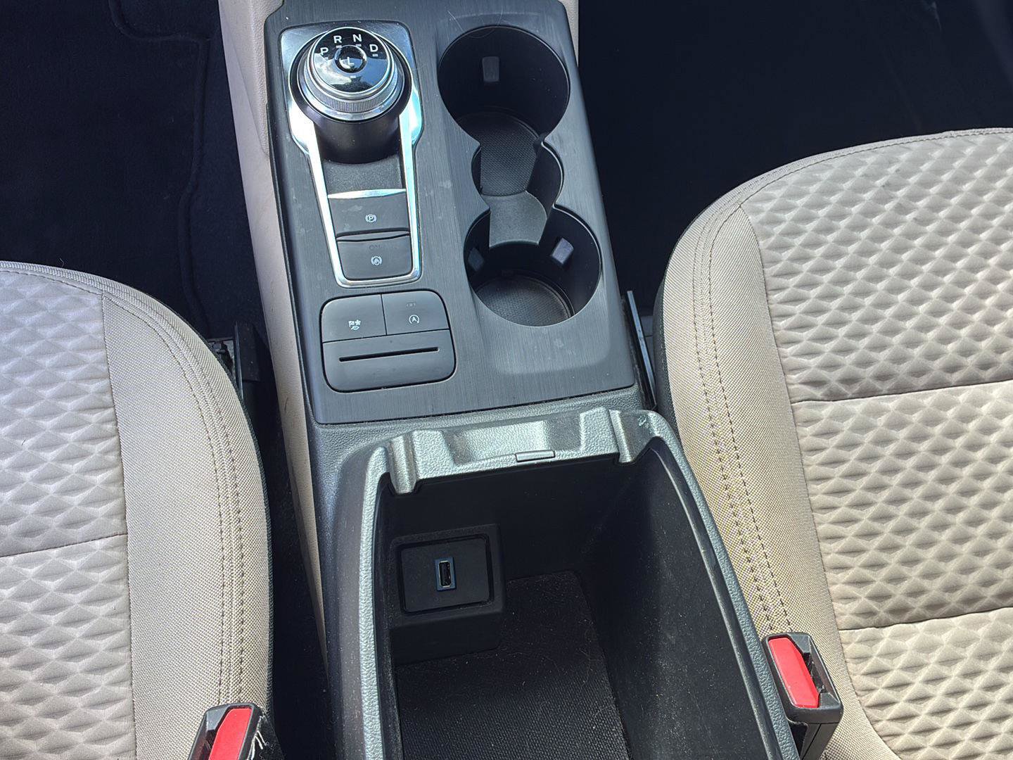 Used 2020 Ford Escape SE FWD image 21