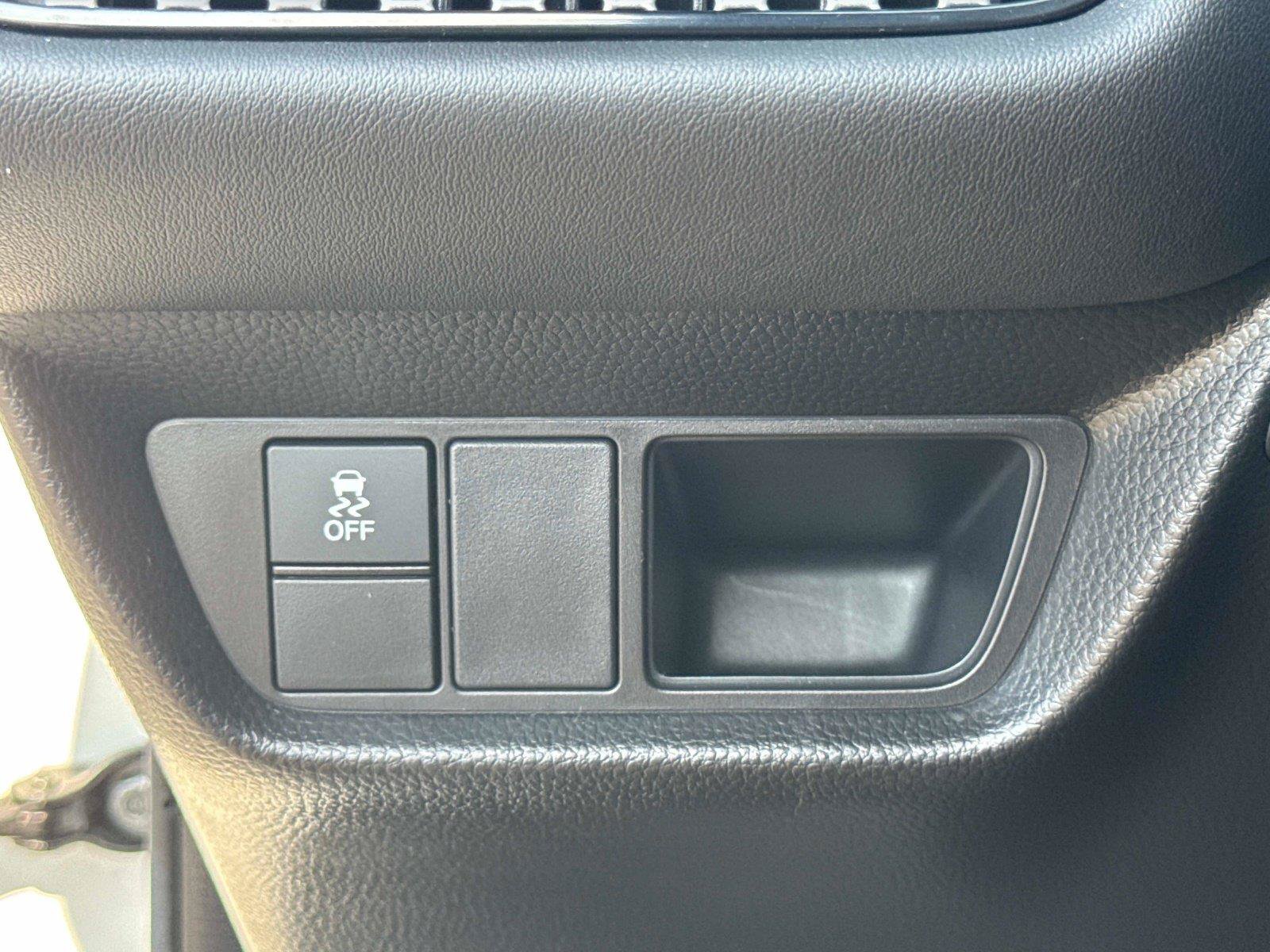 Certified 2024 Honda HR-V Sport image 29
