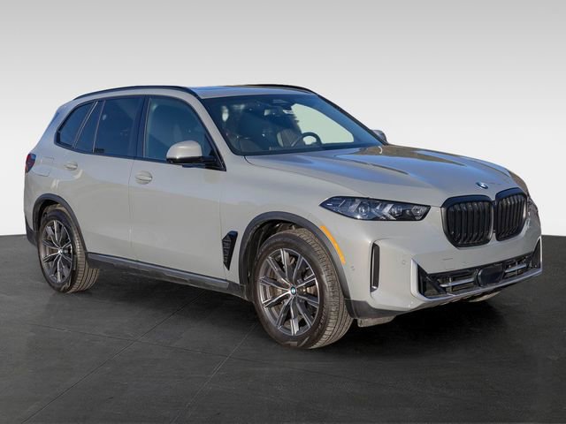 Certified 2025 BMW X5 xDrive40i w/ Parking Assistance Package image 12