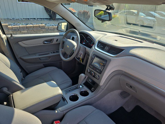 Used 2013 Chevrolet Traverse LS FWD image 39