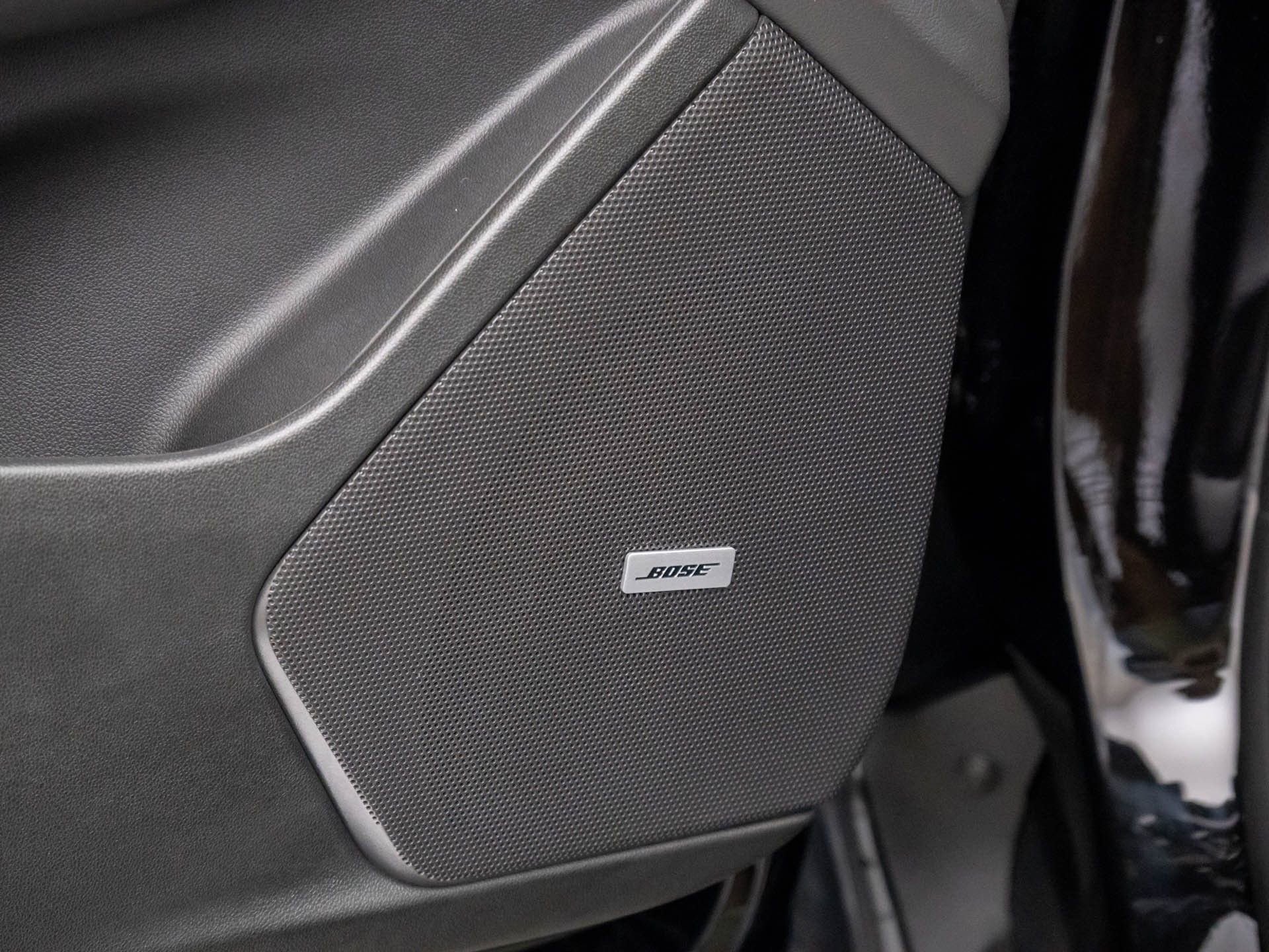 New 2025 Cadillac XT6 Sport image 18