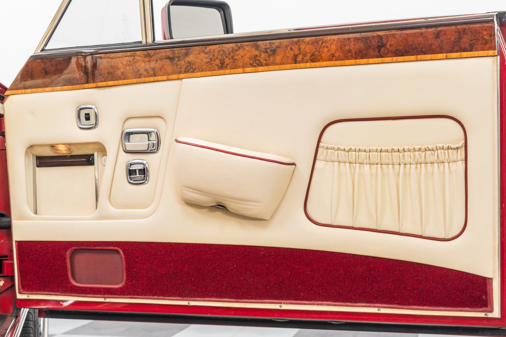 Used 1987 Rolls-Royce Corniche RWD image 44