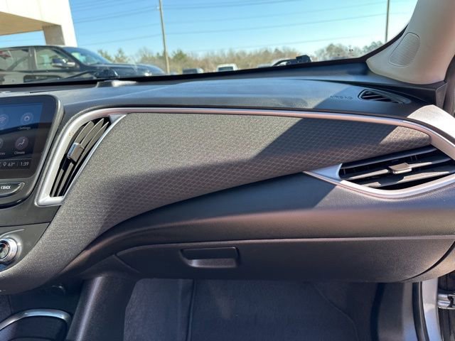 Used 2025 Chevrolet Malibu LT image 43