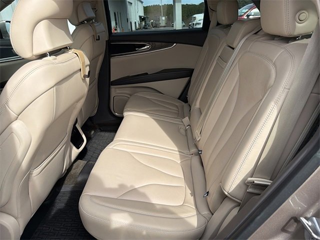 Used 2018 Lincoln MKX Reserve w/ Driver Assistance Package image 8