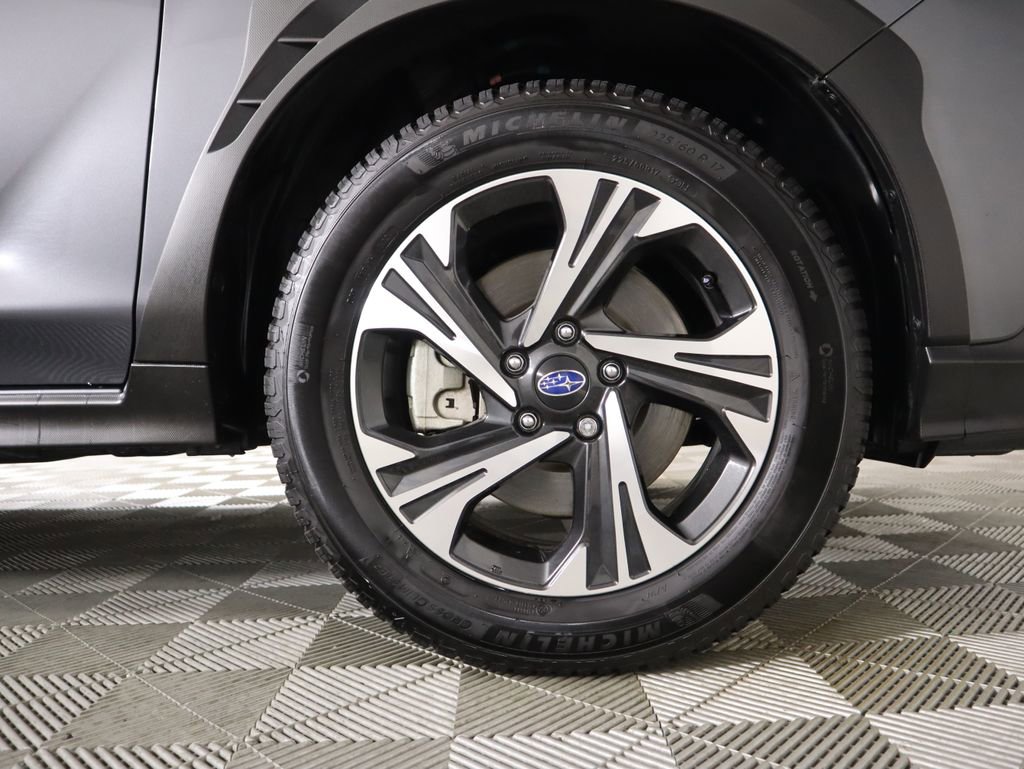 Used 2024 Subaru Crosstrek 2.0i Premium image 32