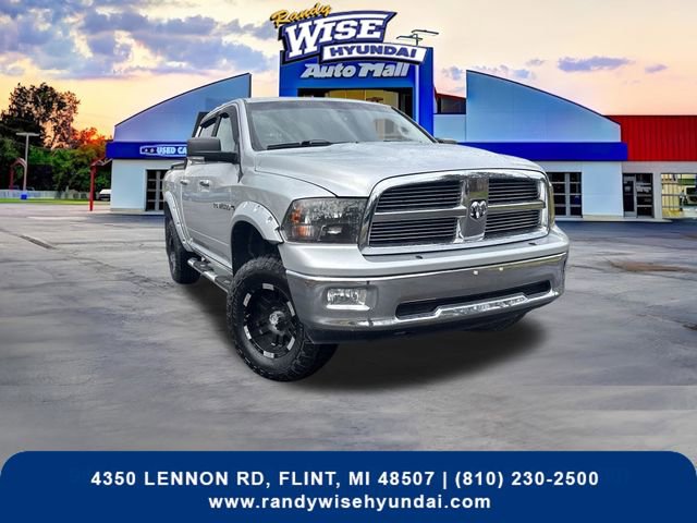 Used 2012 RAM 1500 Classic SLT w/ SLT Plus D￩cor Group image 1