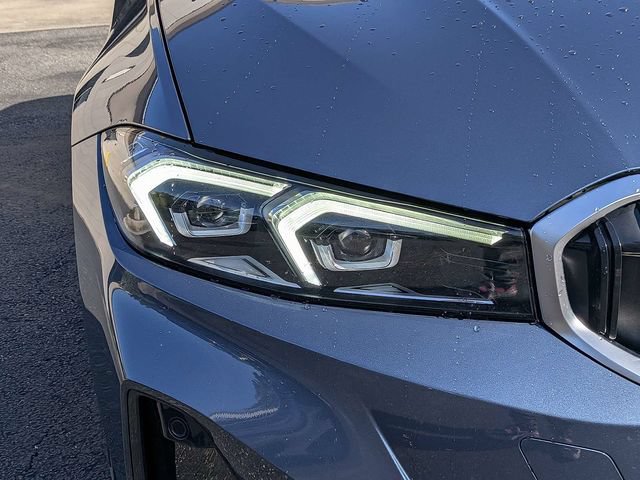Used 2025 BMW 330i Sedan RWD image 9