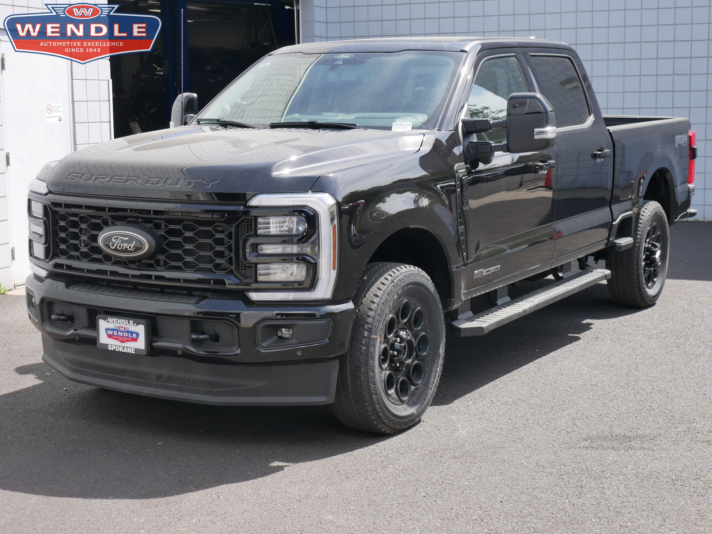 New 2025 Ford F250 Lariat w/ Lariat Ultimate Package
