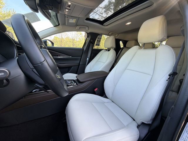 Certified 2025 MAZDA CX-30 2.5 Turbo w/ Premium Package image 11