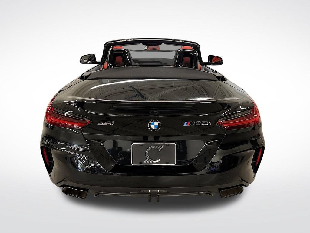 Used 2025 BMW Z4 M40i w/ Edition RWD image 24