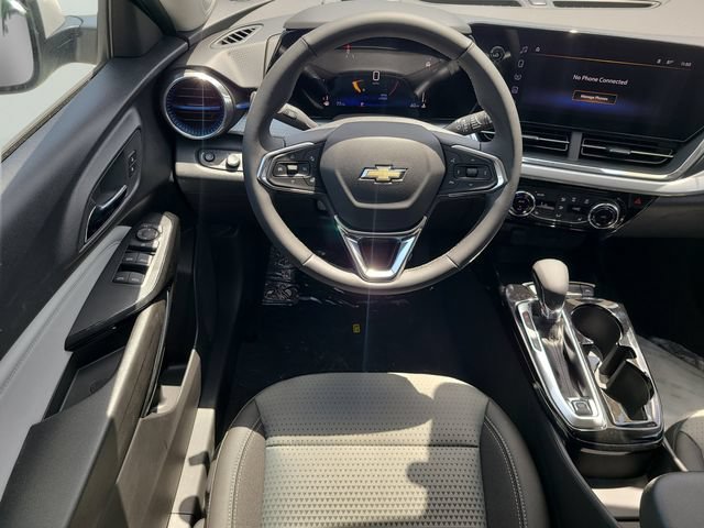 New 2026 Chevrolet Trax LT w/ LT Convenience Package FWD image 16