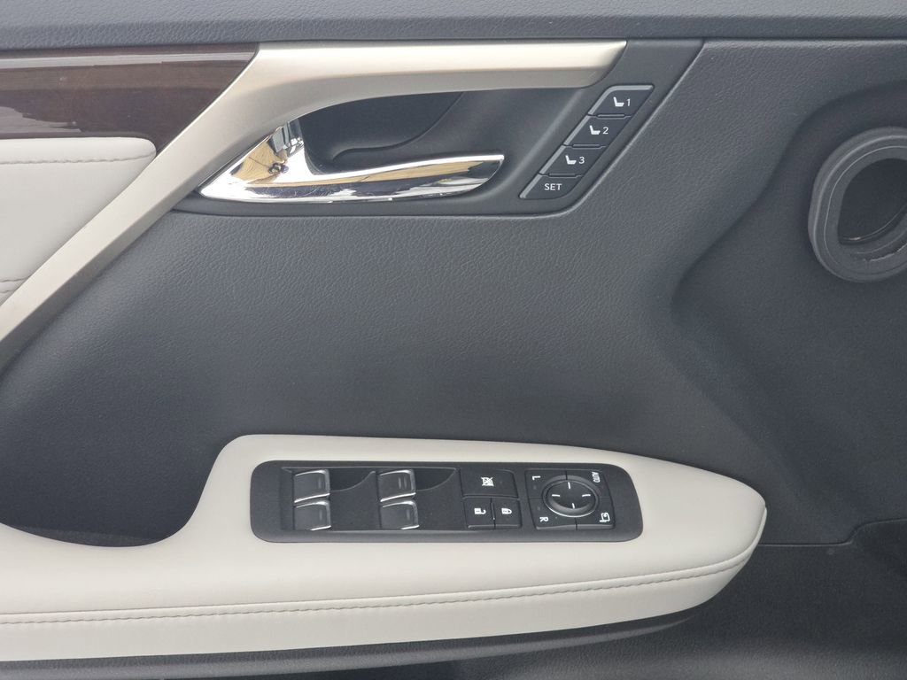 Used 2019 Lexus RX 350 AWD w/ Navigation Package image 16