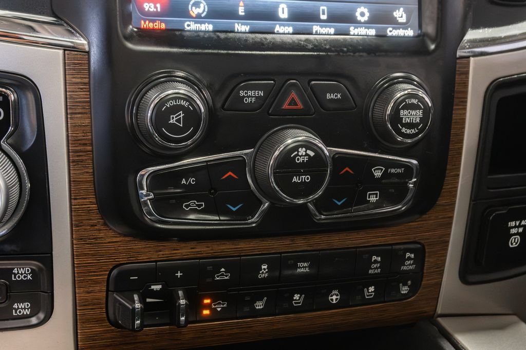 Used 2018 RAM 1500 Laramie AWD/4WD image 21