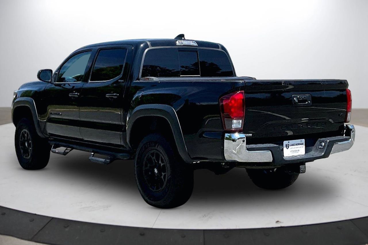 Used 2023 Toyota Tacoma SR5 RWD image 7
