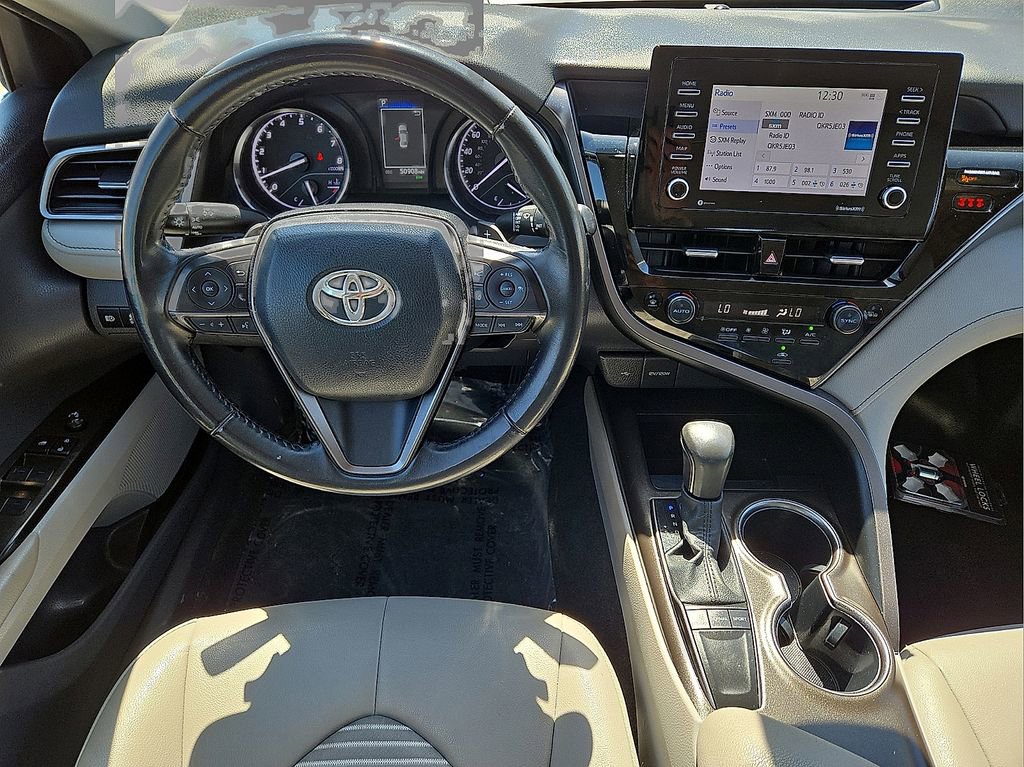 Used 2024 Toyota Camry SE w/ Convenience Package image 15