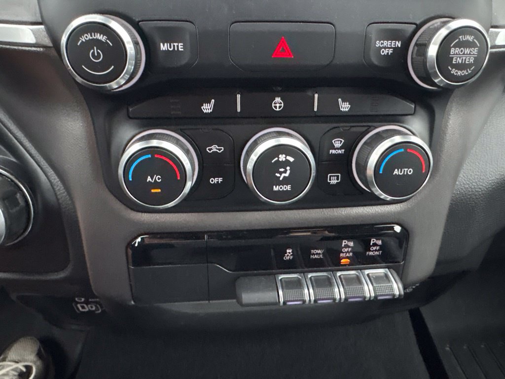 Used 2019 RAM 1500 Big Horn AWD/4WD image 26