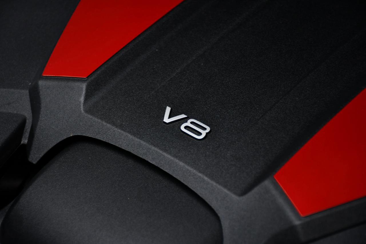 Used 2021 Audi RS Q8 w/ Black Optic Package image 20