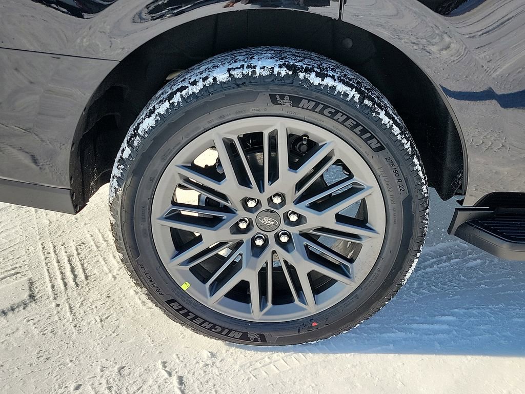 New 2026 Ford Expedition Platinum w/ Stealth Appearance Package image 7