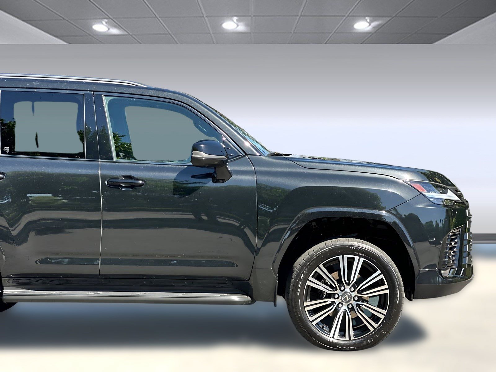 Certified 2024 Lexus LX 600 4WD w/ Appearance Package image 38