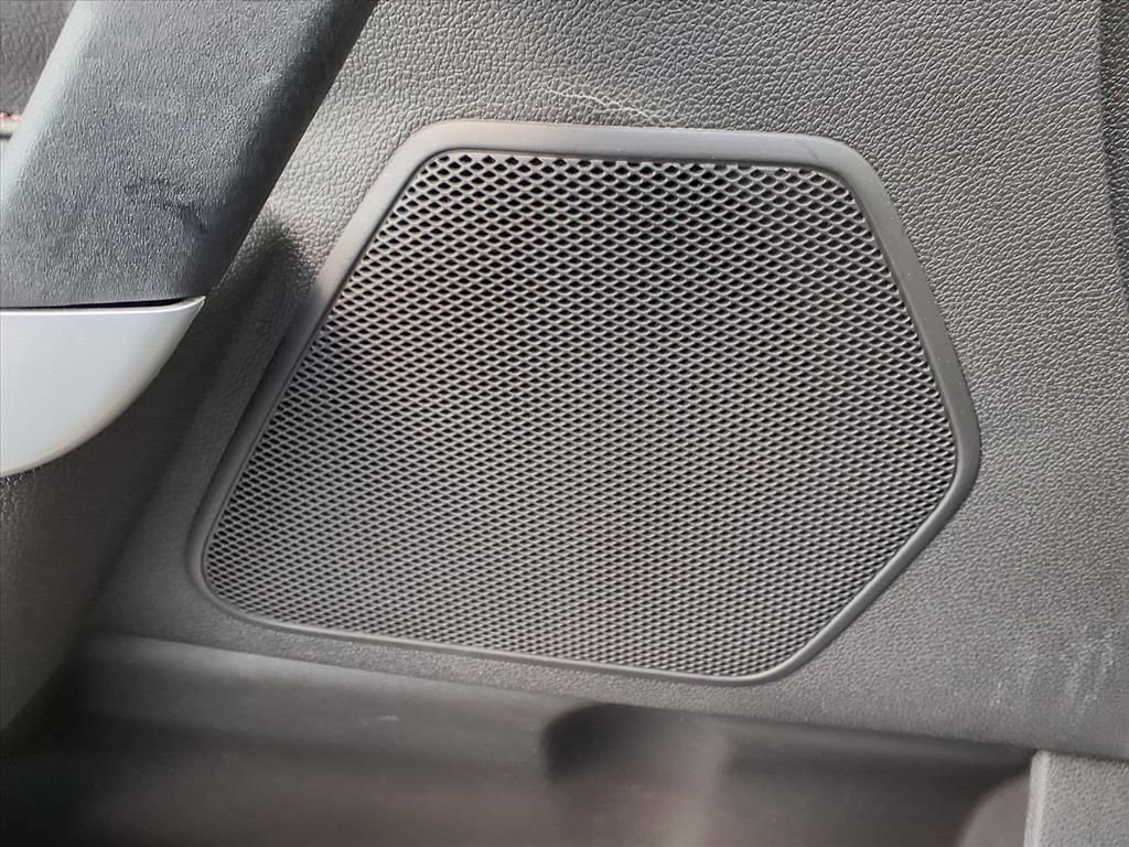 Used 2013 Ford Edge Limited image 15