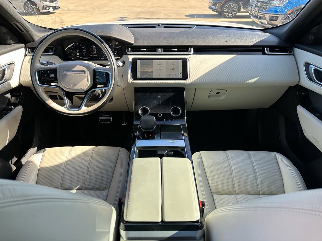 Used 2023 Land Rover Range Rover Velar R-Dynamic S image 14
