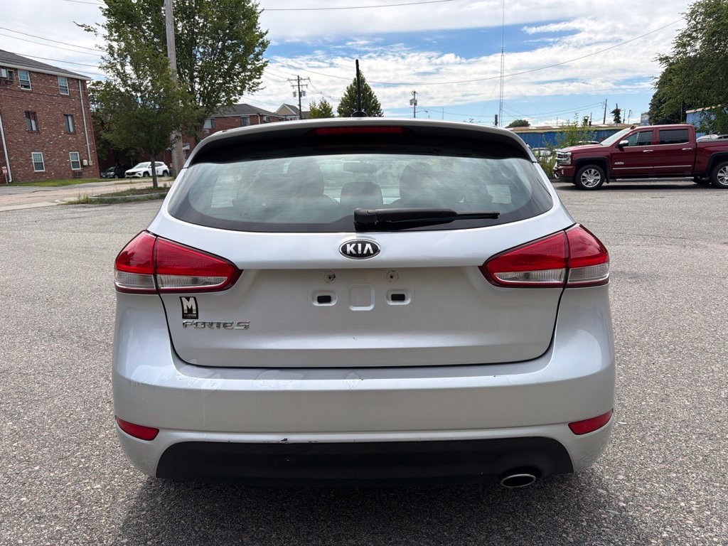 Used 2017 Kia Forte LX FWD image 5