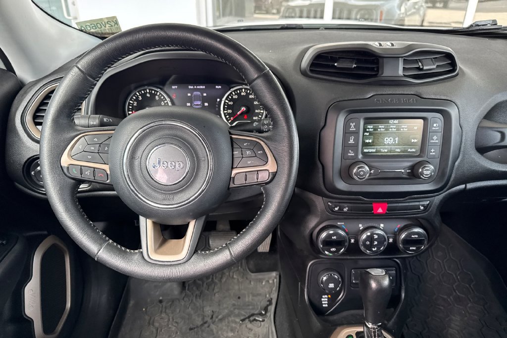 Used 2015 Jeep Renegade Limited w/ Safety & Security Group I AWD/4WD image 16