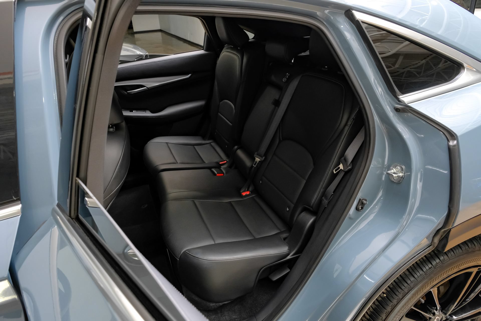 Used 2023 INFINITI QX55 Luxe w/ Cargo Package AWD/4WD image 41