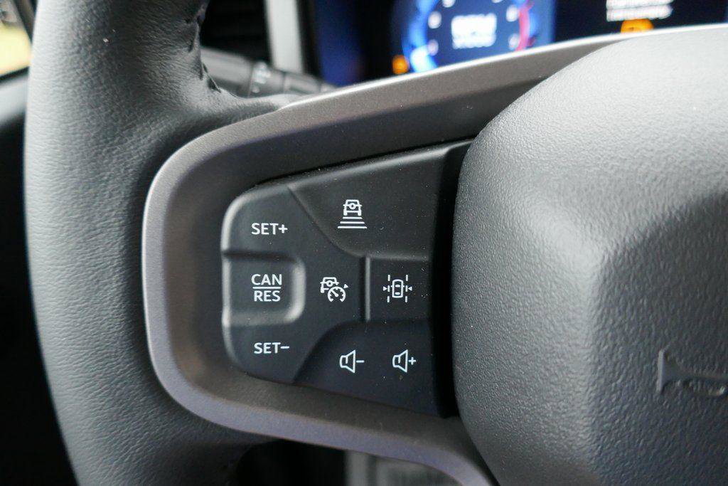 New 2025 Ford Bronco Badlands image 16