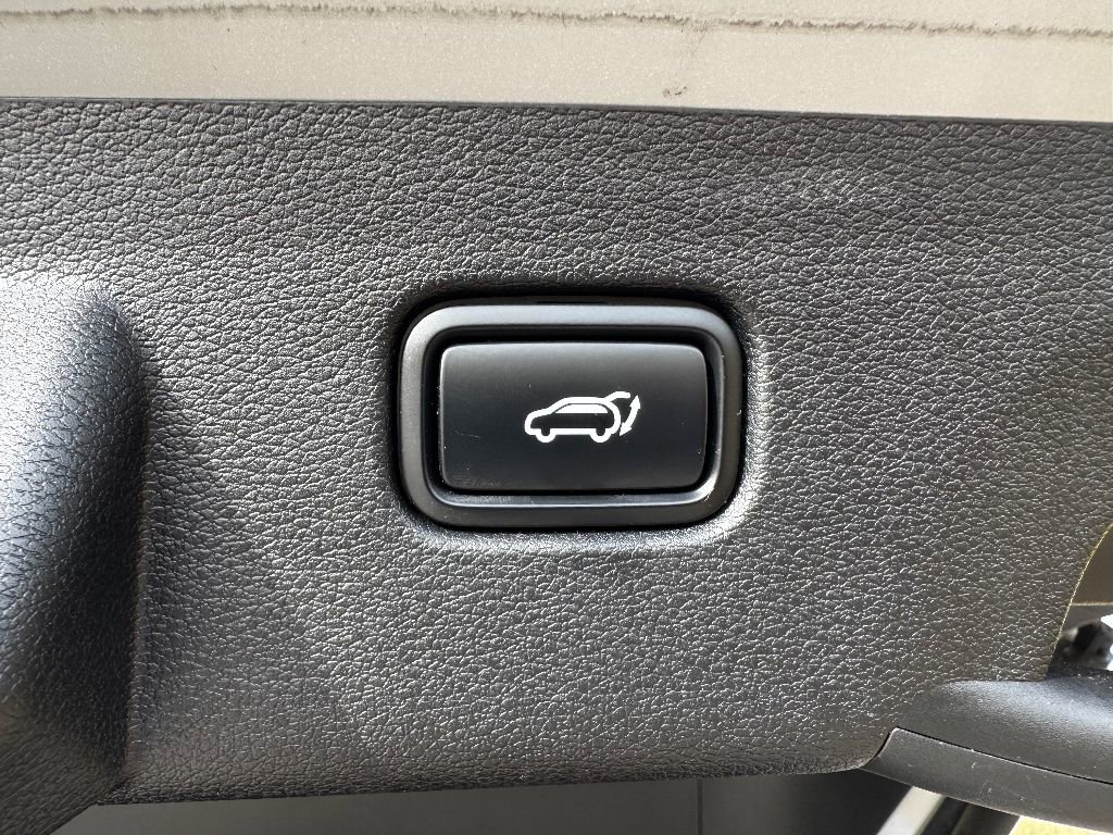 Used 2024 Kia Sportage SX image 23