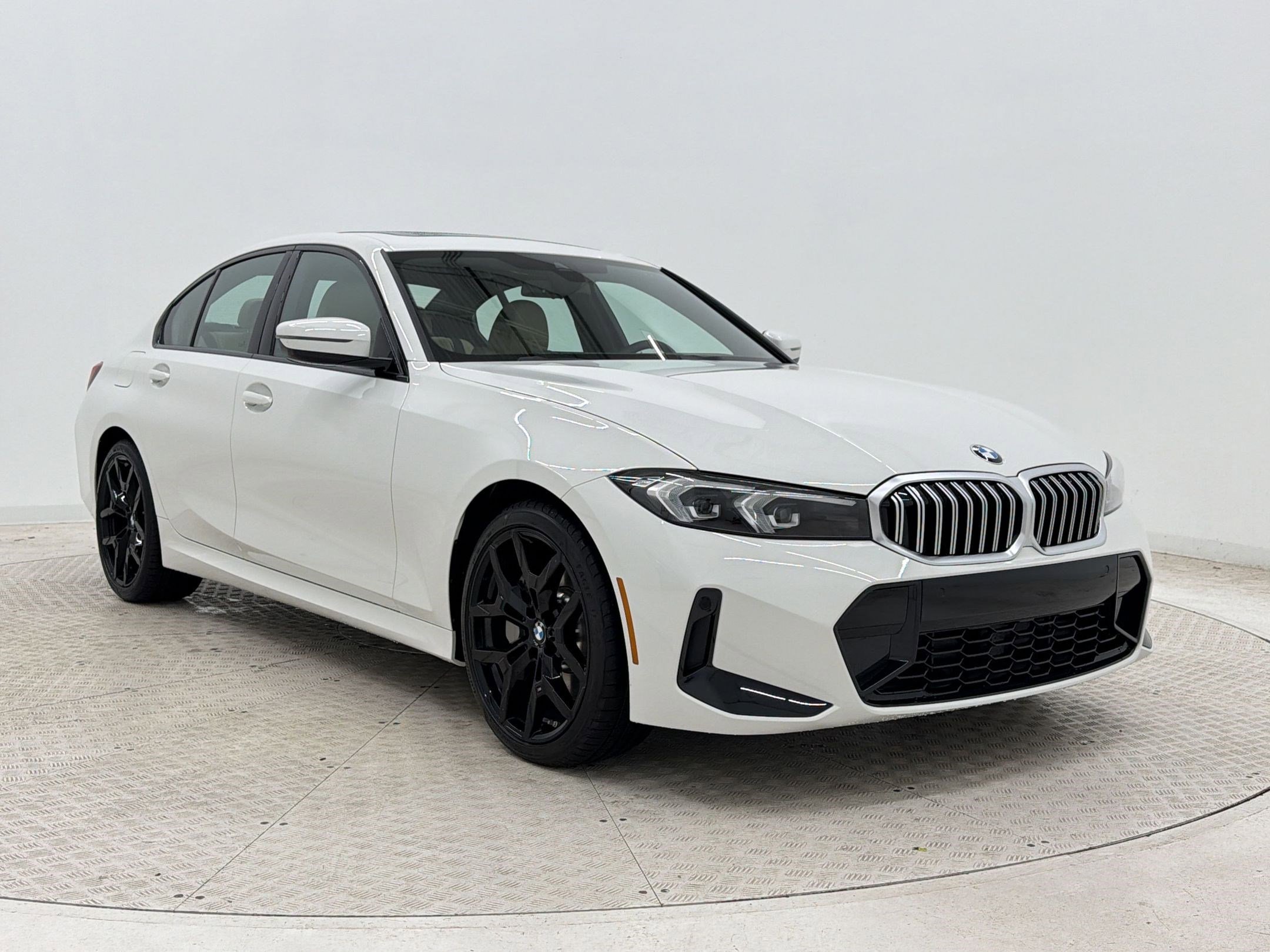 New 2026 BMW 330i Sedan w/ M Sport Package RWD image 7