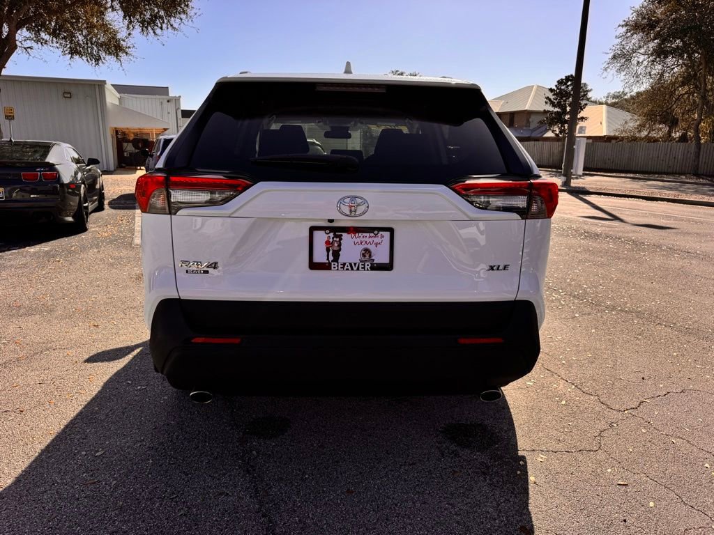 Used 2024 Toyota RAV4 XLE image 8